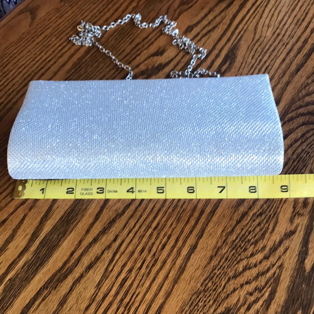 Clutch shiny silver